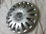 Capace Roti 16 inch Hyundai i30 Santa Fe Tucson Elantra i40 - Set 4 Bucati cu Embleme