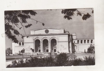 bnk cp Bucuresti - Teatrul de opera si balet - uzata foto