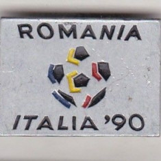bnk ins Insigna fotbal Romania Italia `90