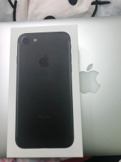 Vand iPhone 7 black matte 128 gb foto