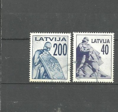 LETONIA 1992 - STATUI CAVALERI MEDIEVALI, timbre stampilate, R7 foto
