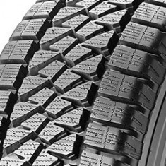 Cauciucuri de iarna Bridgestone Blizzak W810 ( 205/70 R15C 106/104R ) foto