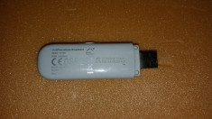 Modem USB 3G HUAWEI K3765 LIBER DE RETEA foto