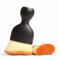 Pensula multifunc?ionala ? contouring, fond de ten, blush, pudra ?i iluminator Brush Waves foto