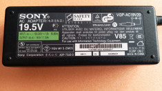 21-65.Alimentator Incarcator Laptop Sony 19.5V 3.9A 75W VGP-AC19V20 foto
