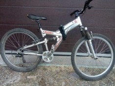 De vanzare bicicleta full suspension pret 900 lei negocoabil. tel:0744900206 foto