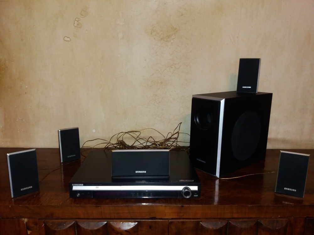 Samsung DVD Home Cinema System HTQ20 2006 arhiva Okazii.ro