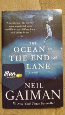 THE OCEAN AT THE END OF LANE-NEIL GAIMAN foto