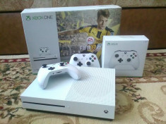 Xbox One S 1 TB foto