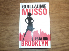 Fata din Brooklyn de Guillaume Musso foto