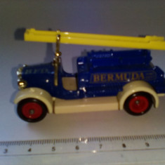 bnk jc Lledo - Days Gone - Bermuda Fire Truck