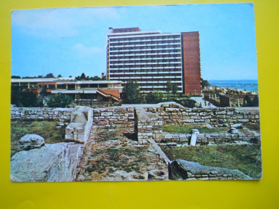 HOPCT 3337 MANGALIA PARCUL ARHEOLOGIC SI HOTEL MANGALIA IN 1977 -CT-CIRCULATA foto