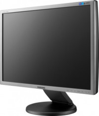 Monitor SAMSUNG SyncMaster 2243FW, LCD, 22 inch, 1680 x 1050, VGA, DVI, Widescreen foto