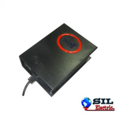 Alimentator pentru laptop universal 100W / 8Tips / AC 100 - 240V - DC 12V si Selectare manuala a tensiunii foto