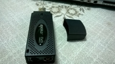 TV TUNER USB ANALOG+DIGITAL KWORLD DVB-T 310U APROAPE NOU +TOATE ACCESORIILE foto