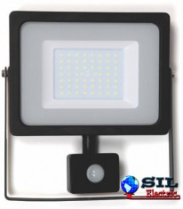 Proiector cu LED SMD cu senzor 50W 4000lm IP65 4000K Well foto