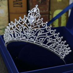 Diadema / coronita / tiara mireasa cu cristale tip Swarovski foto