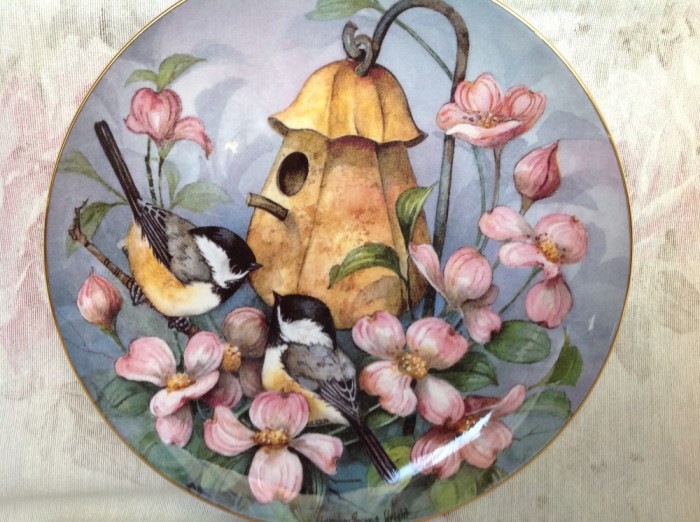 Farfurie decorativa portelan fin Royal Doulton IV foto mare Farfurie decorativa portelan fin Royal Doulton IV foto mare