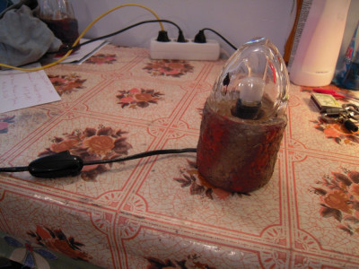 Lampa de veghe in forma de ciupercuta, inaltime 17 cm., diam. 19 cm, fab. manual foto