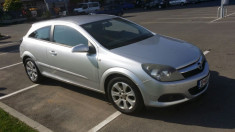 Opel Astra GTC foto