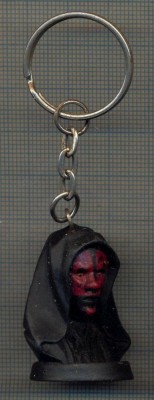 K 63 BRELOC PENTRU COLECTIONARI-PERSONAJ DIN RAZBOIUL STELELOR -STAR WARS ? foto