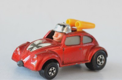 Macheta MATCHBOX Super Fast - Flaying Bug nr 11 foto