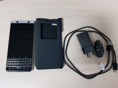 Telefon mobil BlackBerry KeyOne foto