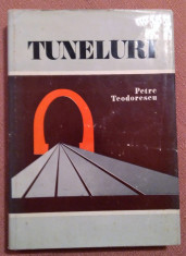 Tuneluri - Petre Teodorescu foto
