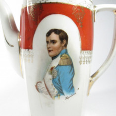 j Ceainic vechi de portelan cu portretul lui Napoleon Bonaparte, letiera?