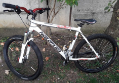 Mountain bike de 20&amp;#039;&amp;#039; foto