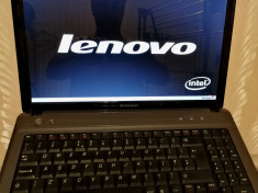vand laptop Lenovo foto