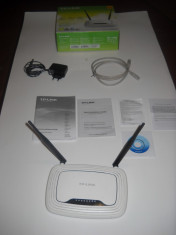 ROUTER WiFi TP-LINK model TL-WR841N, folosit foarte putin, in cutia originala foto