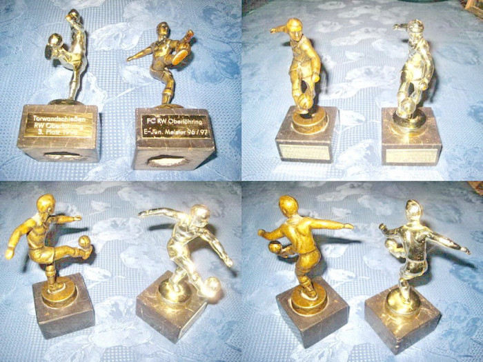 Statuiete mici pereche Fotbalisti-Premii Cupe anii: 1996-1997 si 1998.