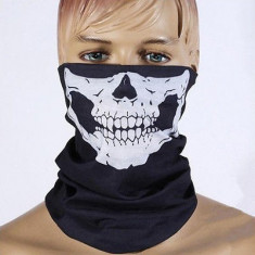 Cagula/ bandana schelet (schi/ snowboard/motocicleta/ cilclism); bandana skull foto