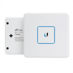 Security Gateway Ubiquiti USG, 3xLAN Gigabit, 1xRJ45 console, Dual-Core 500 MHz, MIPS64, 512 MB DDR2 foto