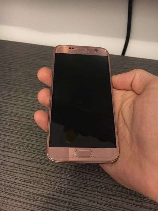 Samsung S7 GOLD ROSE / Pink / Roz / 4G / 32 GB / 4 GB Ram - Impecabil Samsung S7 GOLD ROSE / Pink / Roz / 4G / 32 GB / 4 GB Ram - Impecabil
