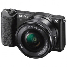 Camera foto Sony A5100 Black + obiectiv SEL 16-50mm, rezolutie 24 MP, senzor Exmor APS HD CMOS, proc foto