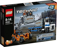 LEGO? Technic Container Yard 42062 foto