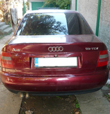 Audi A4 1.9 foto