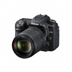 Aparat foto DSLR Nikon D7500 20.9 Mpx Kit 18-140mm VR foto