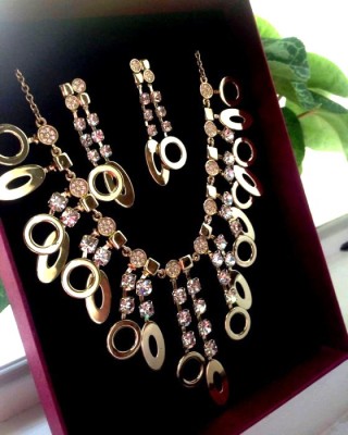 Set bijuterii AQA-colier lantisor +cercei-placat cu Aur 18k si Swarovski-nunta foto