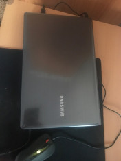 Laptop Samsung NP355v5C foto