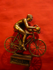 Statueta bronz - Ciclist , h= 11 cm foto