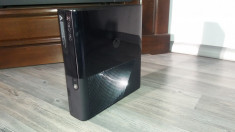 Xbox 360 Model nou , kinect , 500Gb , 11 jocuri , 1 maneta (wireless) foto