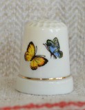 Cumpara ieftin Degetar din portelan, de colectie - tematica : fluture, Decorative