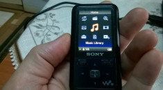 MP3 SONY WALKMAN NWZ-S616F 4 GB FUNCTIONAL BATERIE 10-12 ORE.CITITI TEXTUL! foto