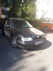 Skoda Octavia 2.0 benzina Euro 4 foto