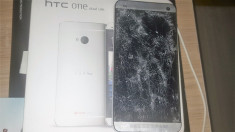 Telefon HTC One Dual SIM Spart Crapat pentru Piese foto