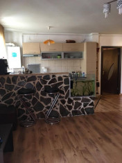 Vand un apartament cu 2 camere in Floresti foto