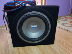 vand subwoofer auto foto